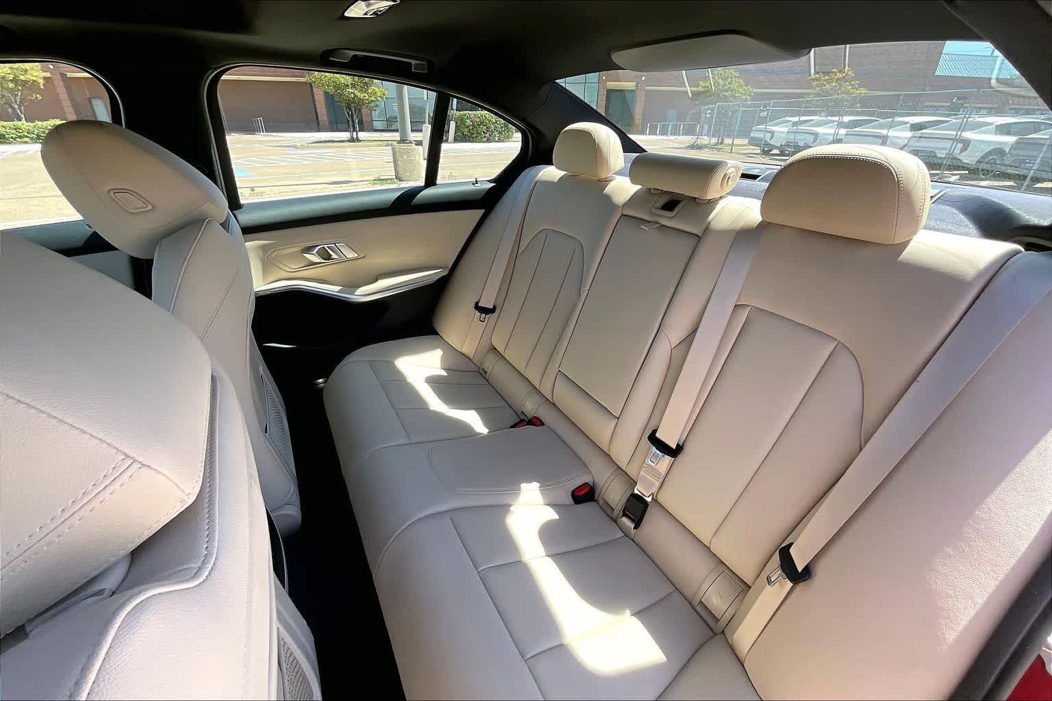 Thumbnail: 2021 BMW 3 Series - 29