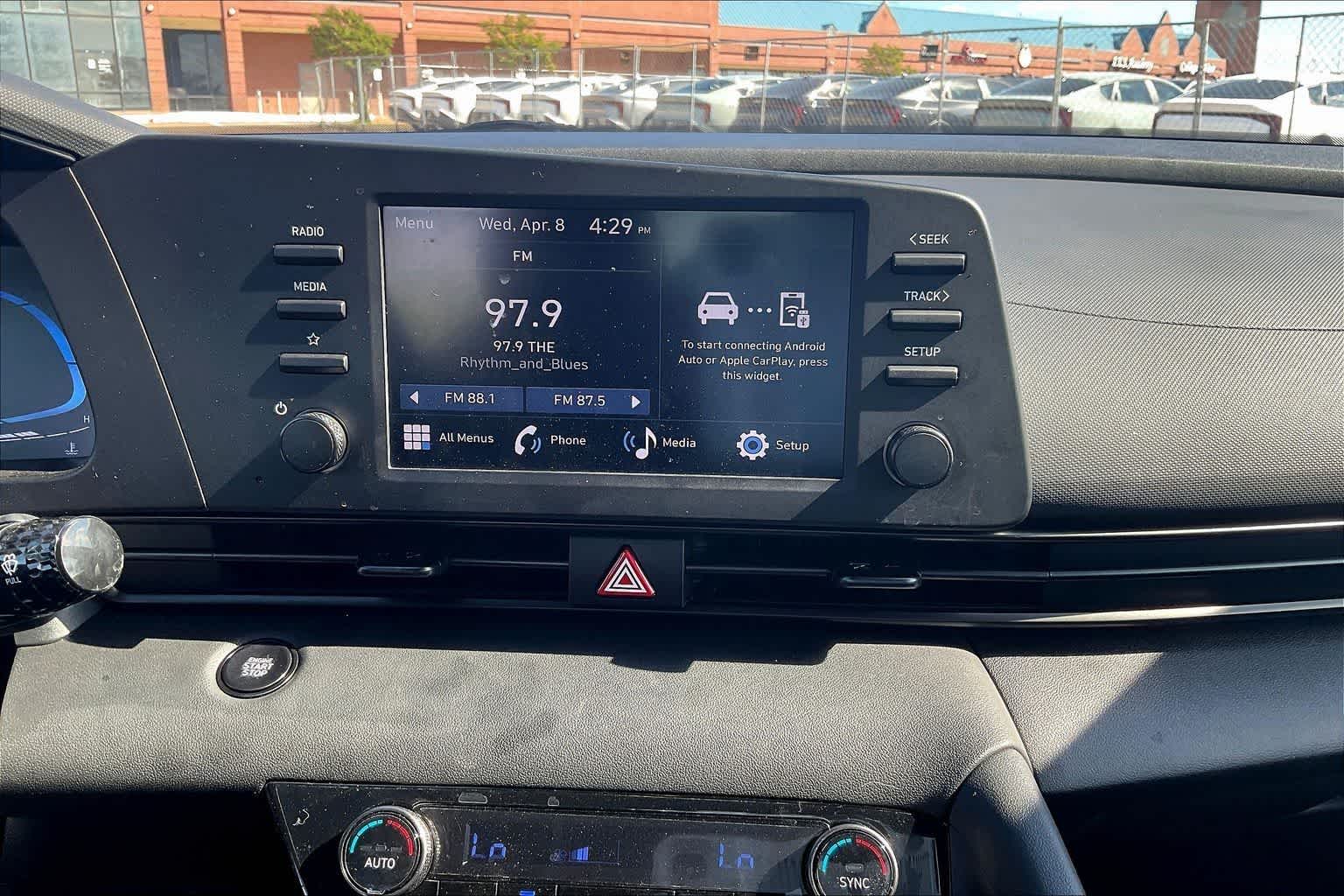 Thumbnail: 2025 Hyundai Elantra - 15