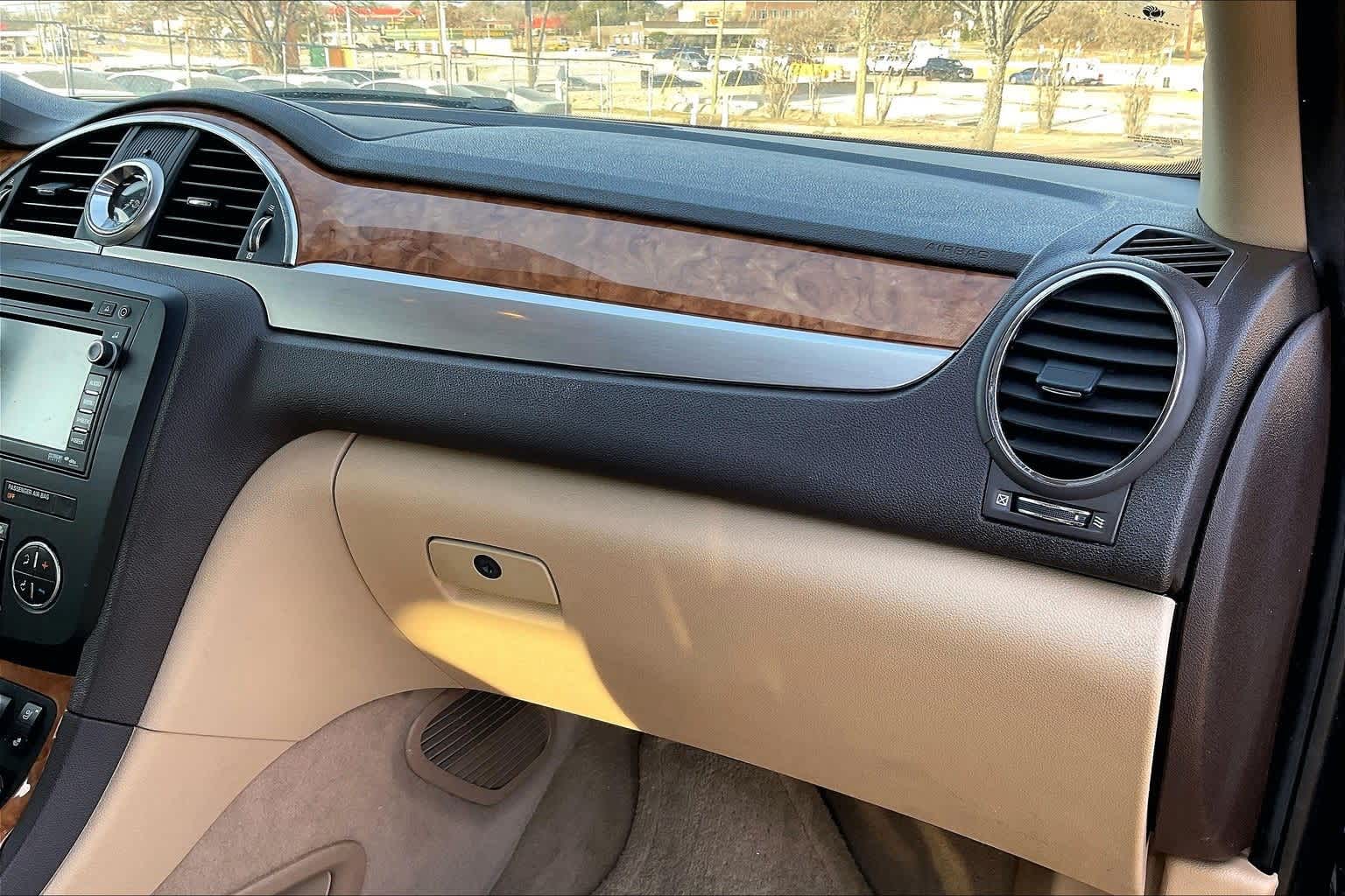 Thumbnail: 2012 Buick Enclave - 21