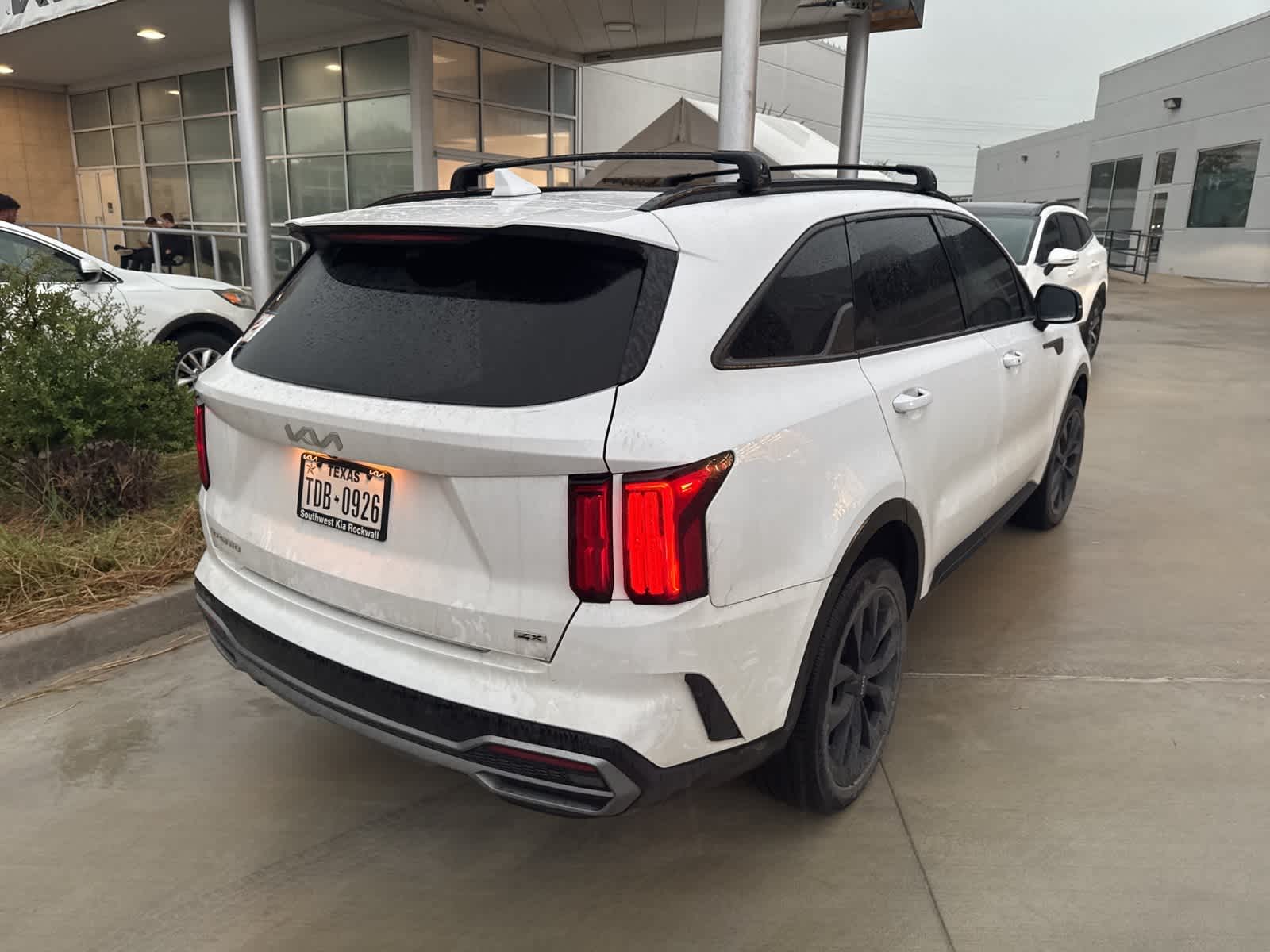 Thumbnail: 2023 Kia Sorento - 3