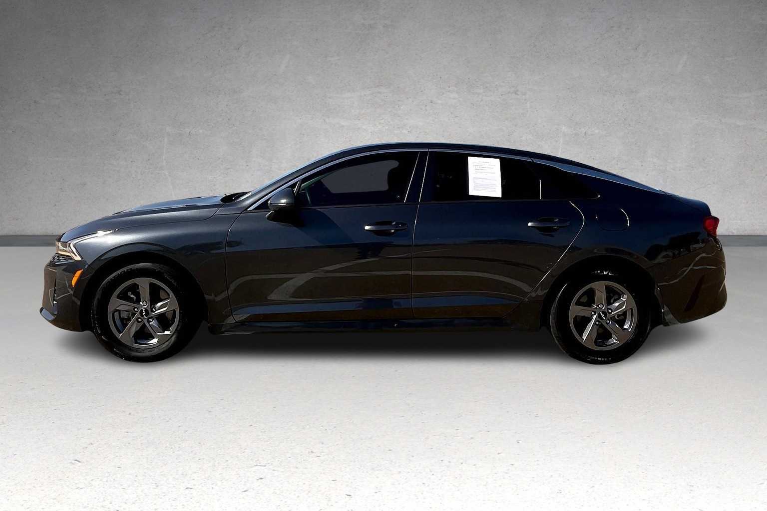 Thumbnail: 2023 Kia K5 - 3