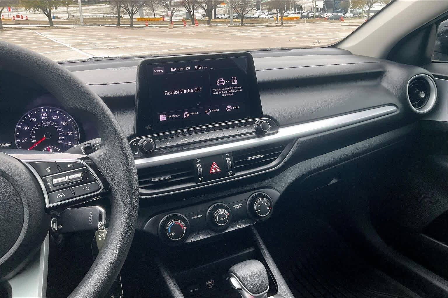 Thumbnail: 2024 Kia Forte - 14