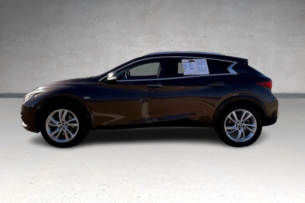 Used 2017 INFINITI QX30 Premium SUV