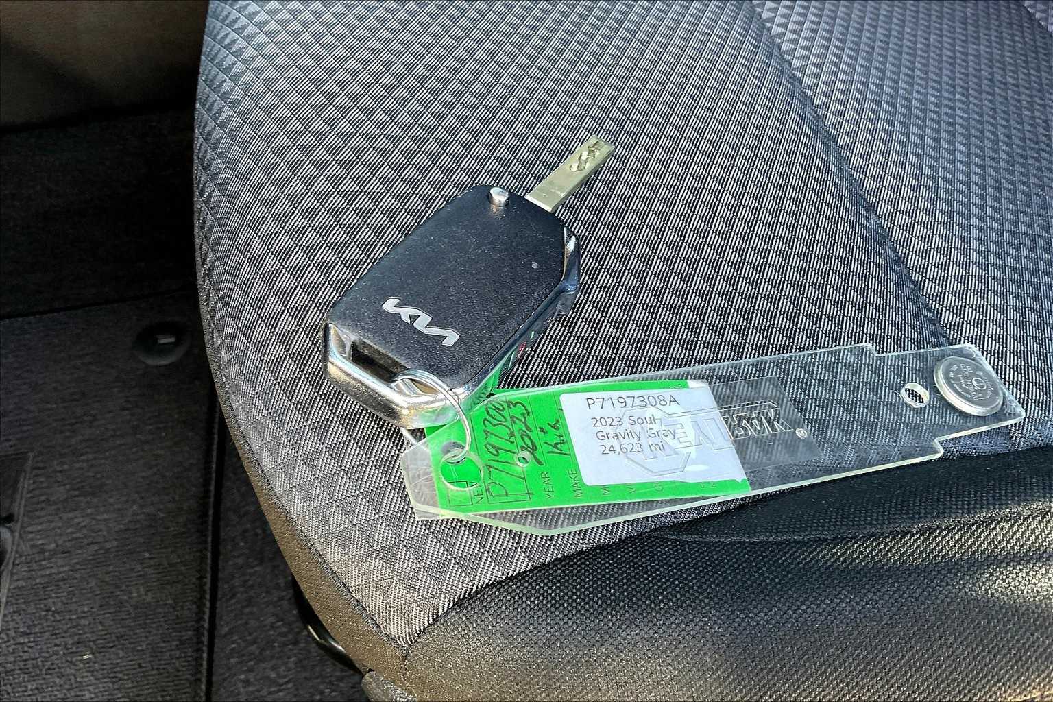 Thumbnail: 2023 Kia Soul - 18