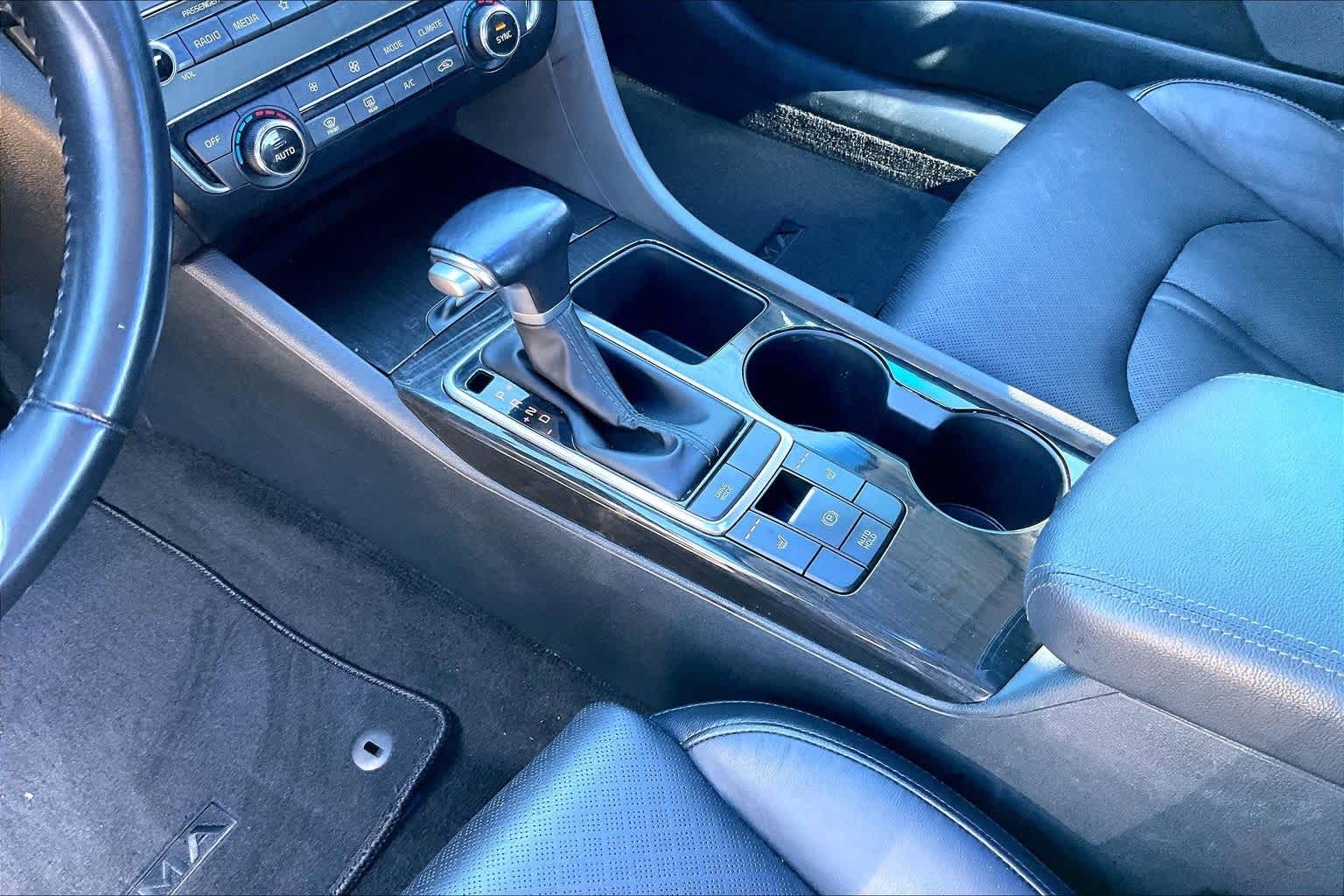 Thumbnail: 2019 Kia Optima - 16