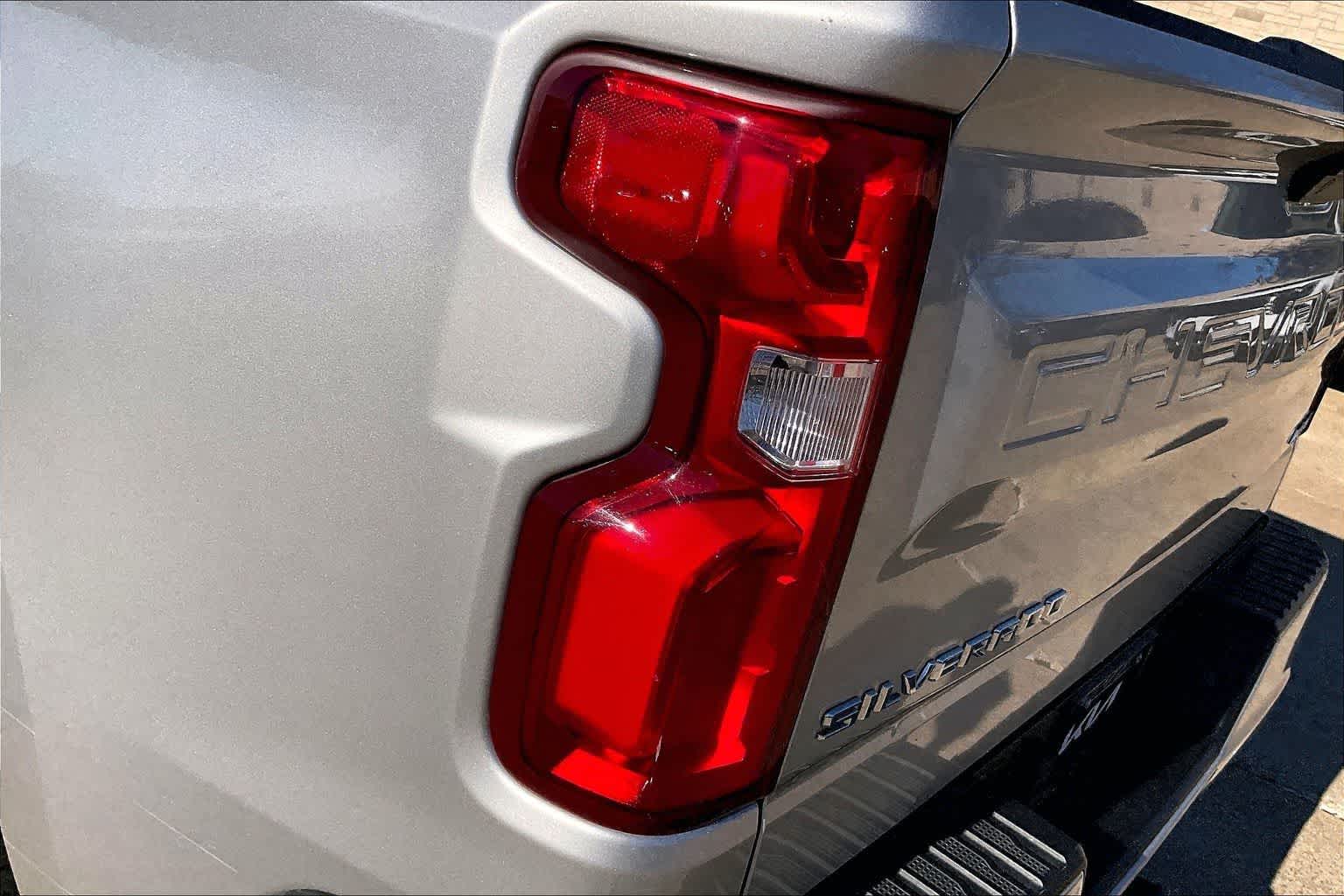 Thumbnail: 2021 Chevrolet Silverado 1500 - 30