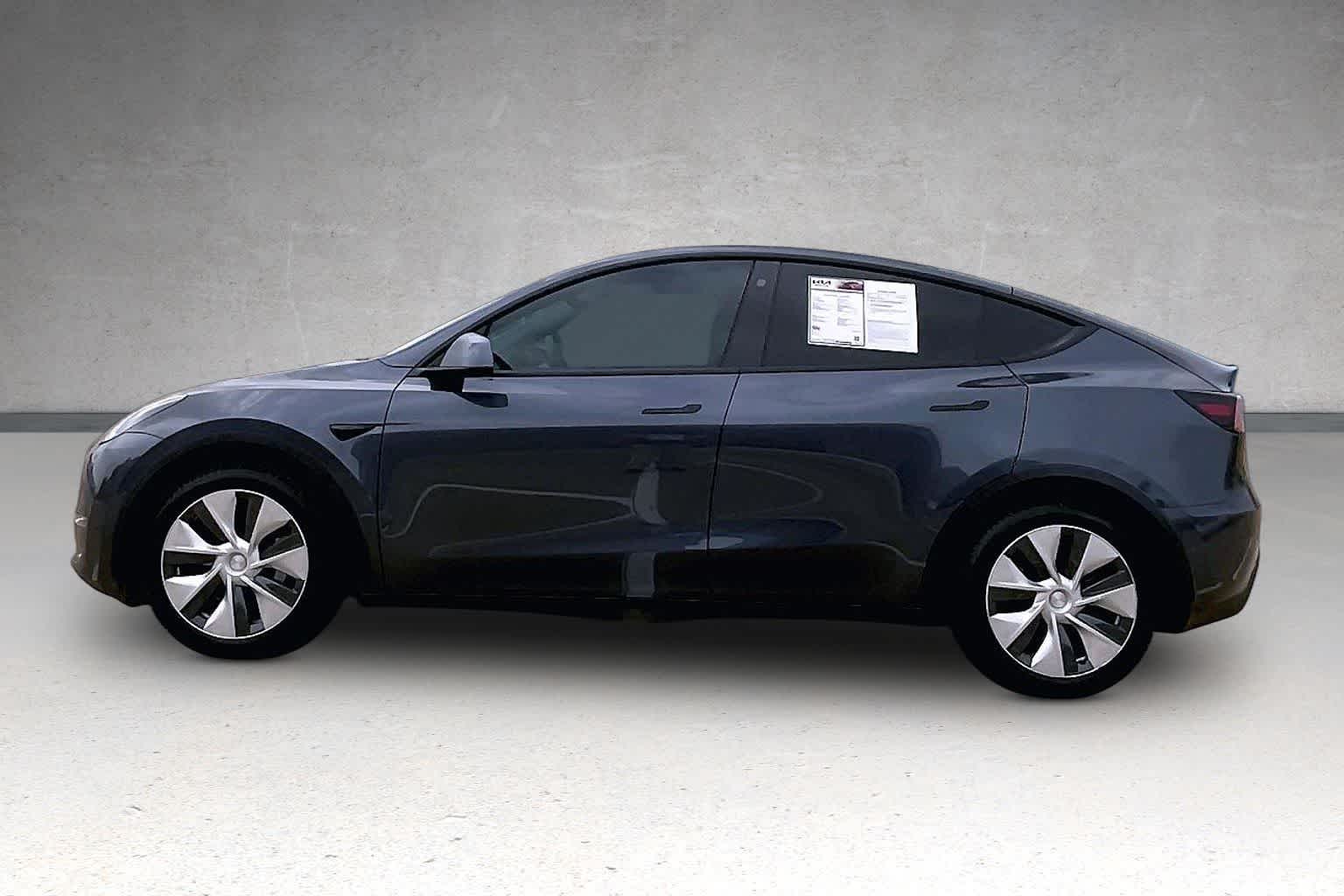 Thumbnail: 2021 Tesla Model Y - 3