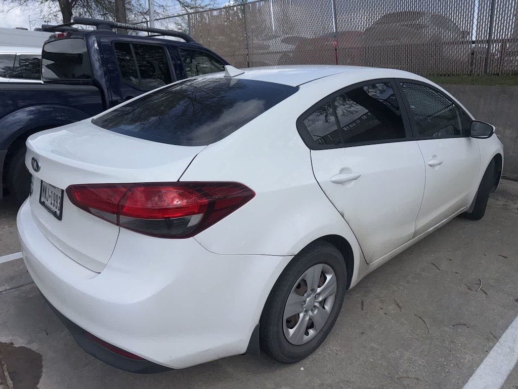 Used 2017 Kia Forte LX Sedan