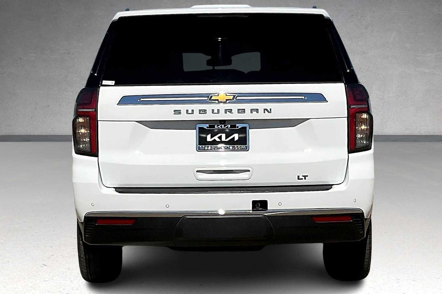 Thumbnail: 2023 Chevrolet Suburban - 5