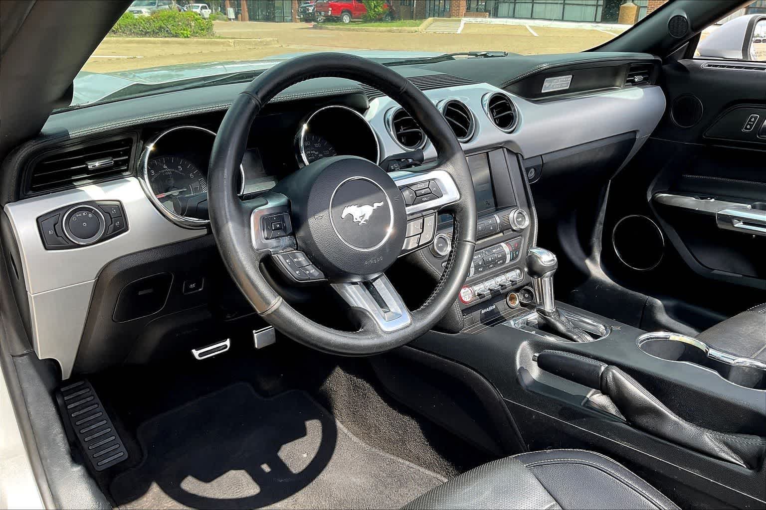 Thumbnail: 2017 Ford Mustang - 2