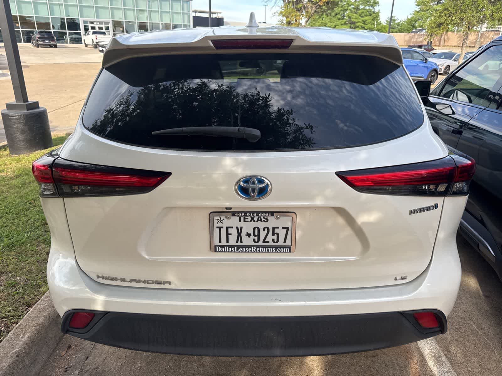 Thumbnail: 2021 Toyota Highlander - 5