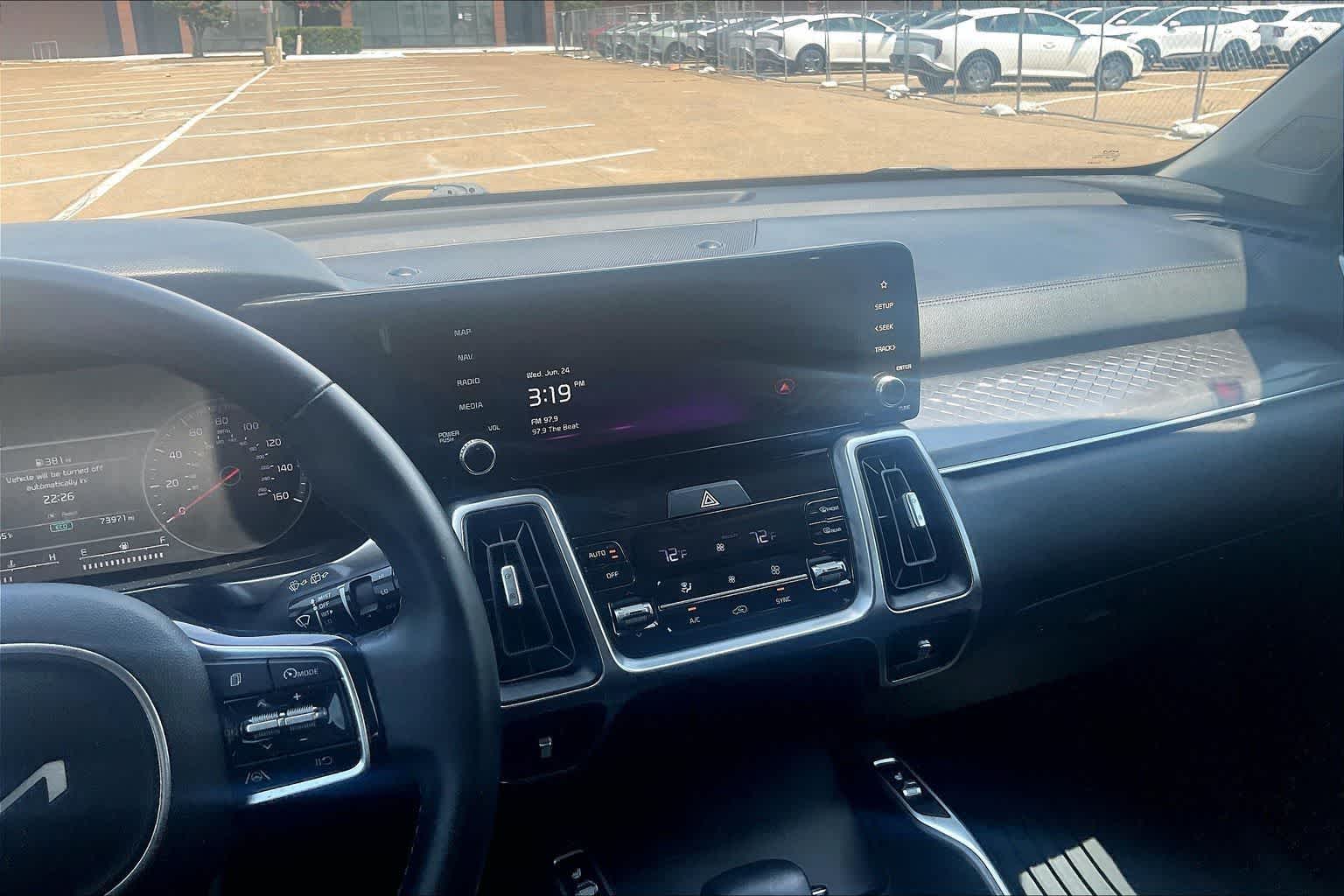 Thumbnail: 2023 Kia Sorento - 13