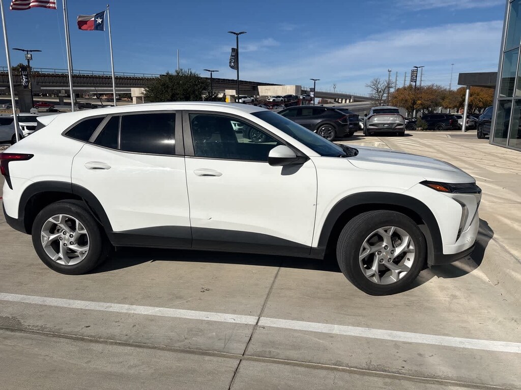 Used 2024 Chevrolet Trax LS SUV