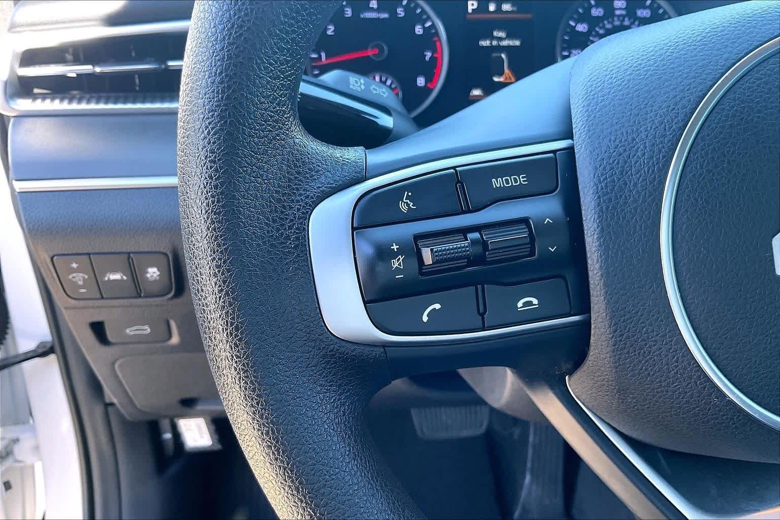 Thumbnail: 2022 Kia K5 - 23