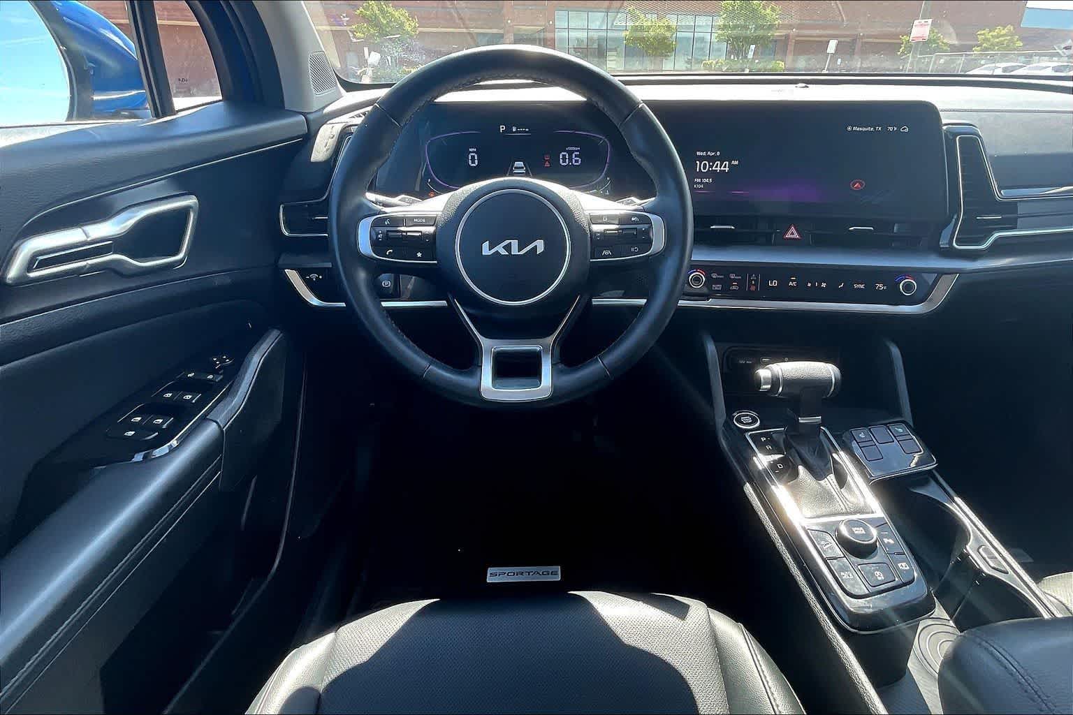 Thumbnail: 2025 Kia Sportage - 14