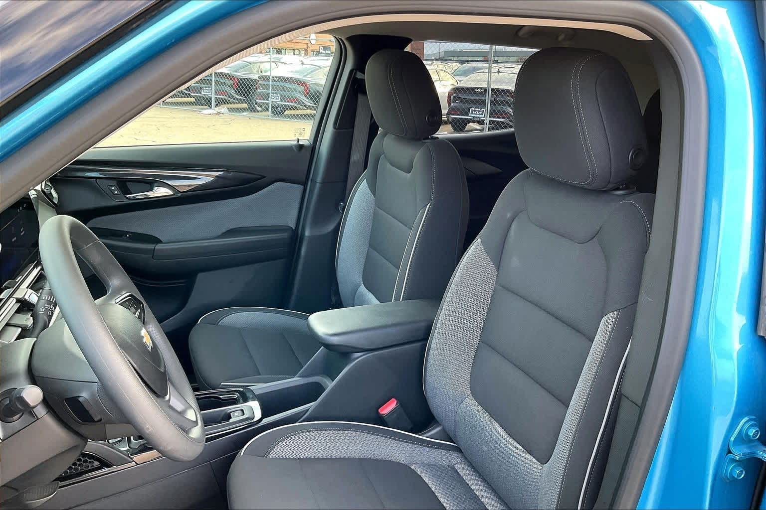 Thumbnail: 2025 Chevrolet TrailBlazer - 11