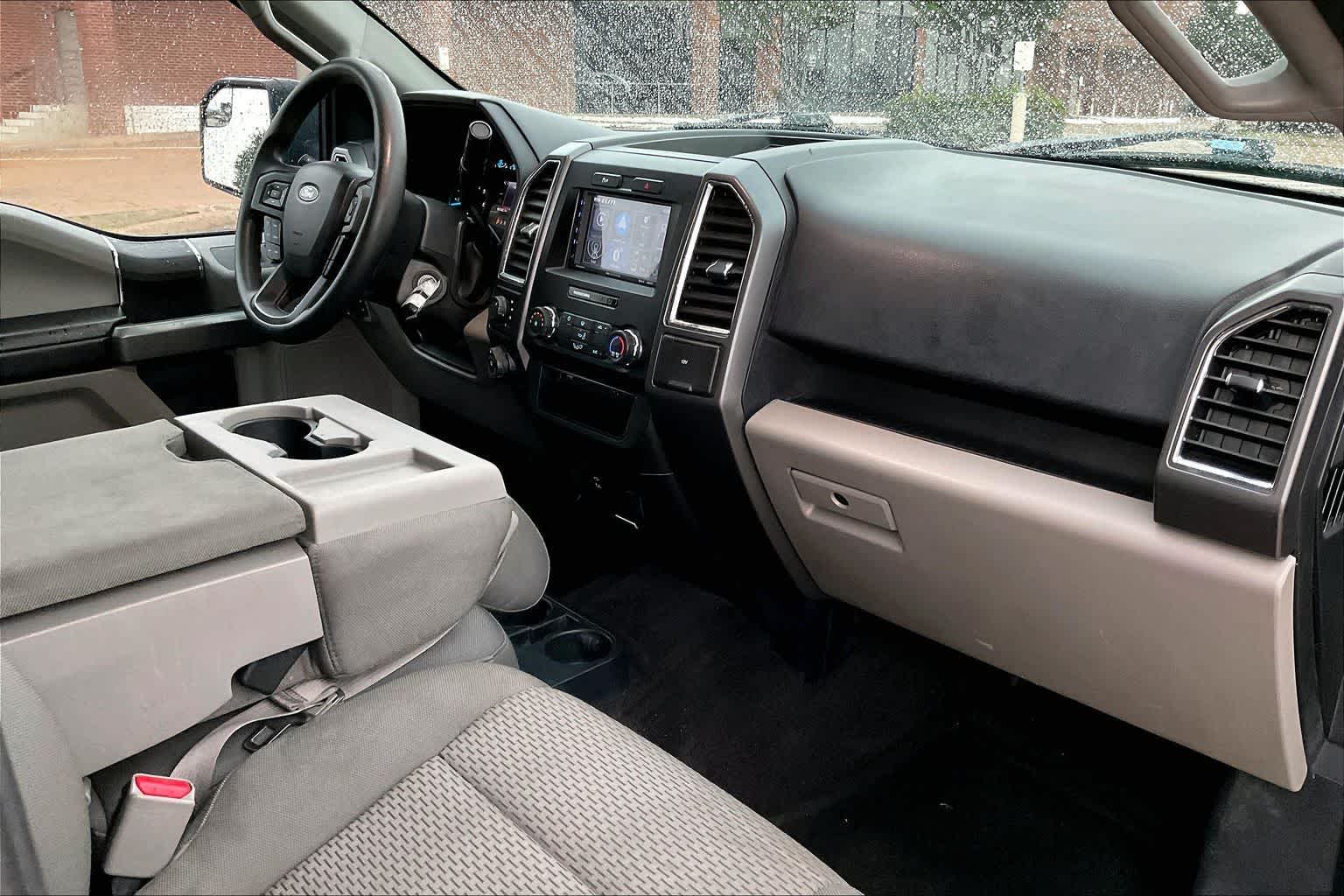 Thumbnail: 2016 Ford F-150 - 22