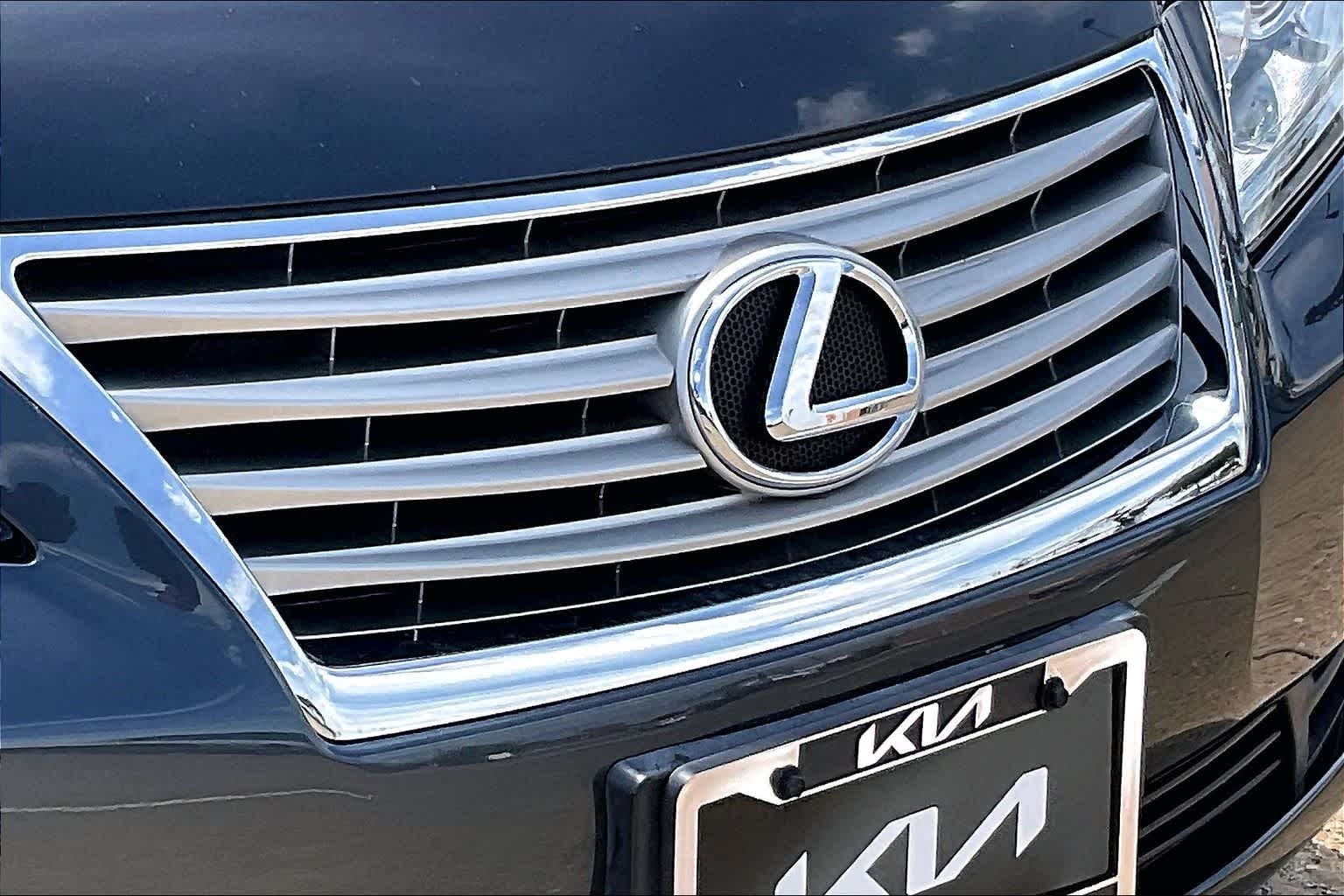Thumbnail: 2011 Lexus ES - 31