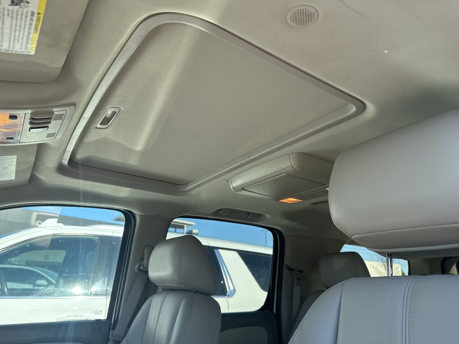 Thumbnail: 2013 Chevrolet Suburban - 9