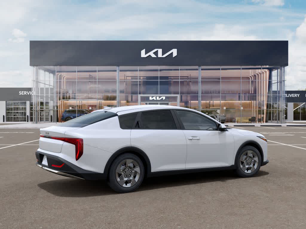Thumbnail: 2026 Kia K4 - 6