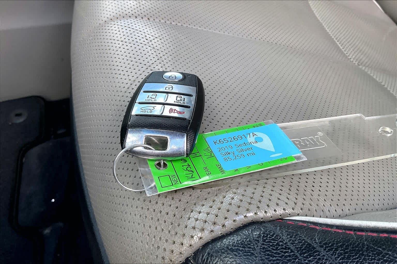 Thumbnail: 2019 Kia Sedona - 19