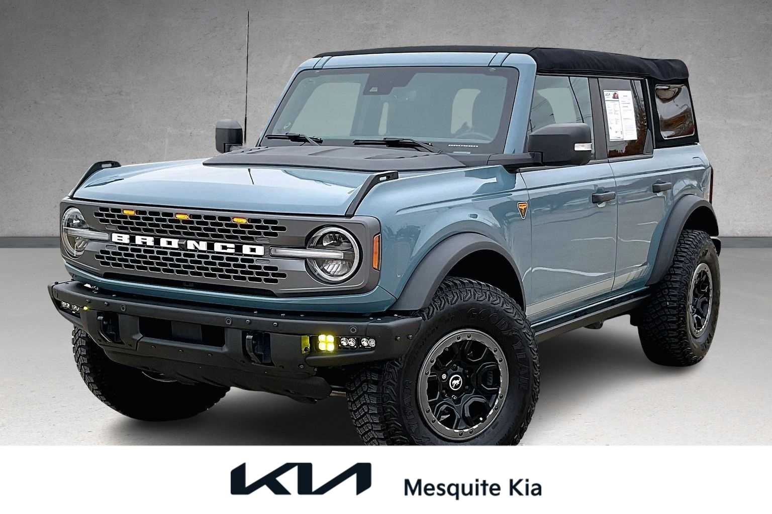 2023 Ford Bronco 4-Door Badlands's photo