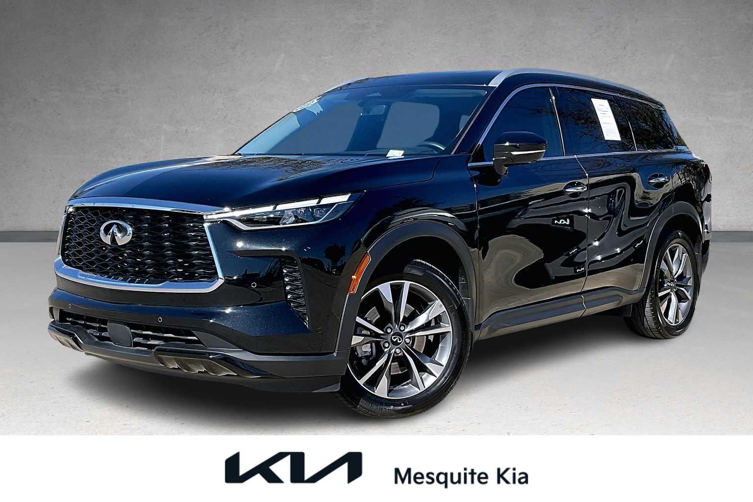 Thumbnail: 2023 INFINITI QX60 - 1