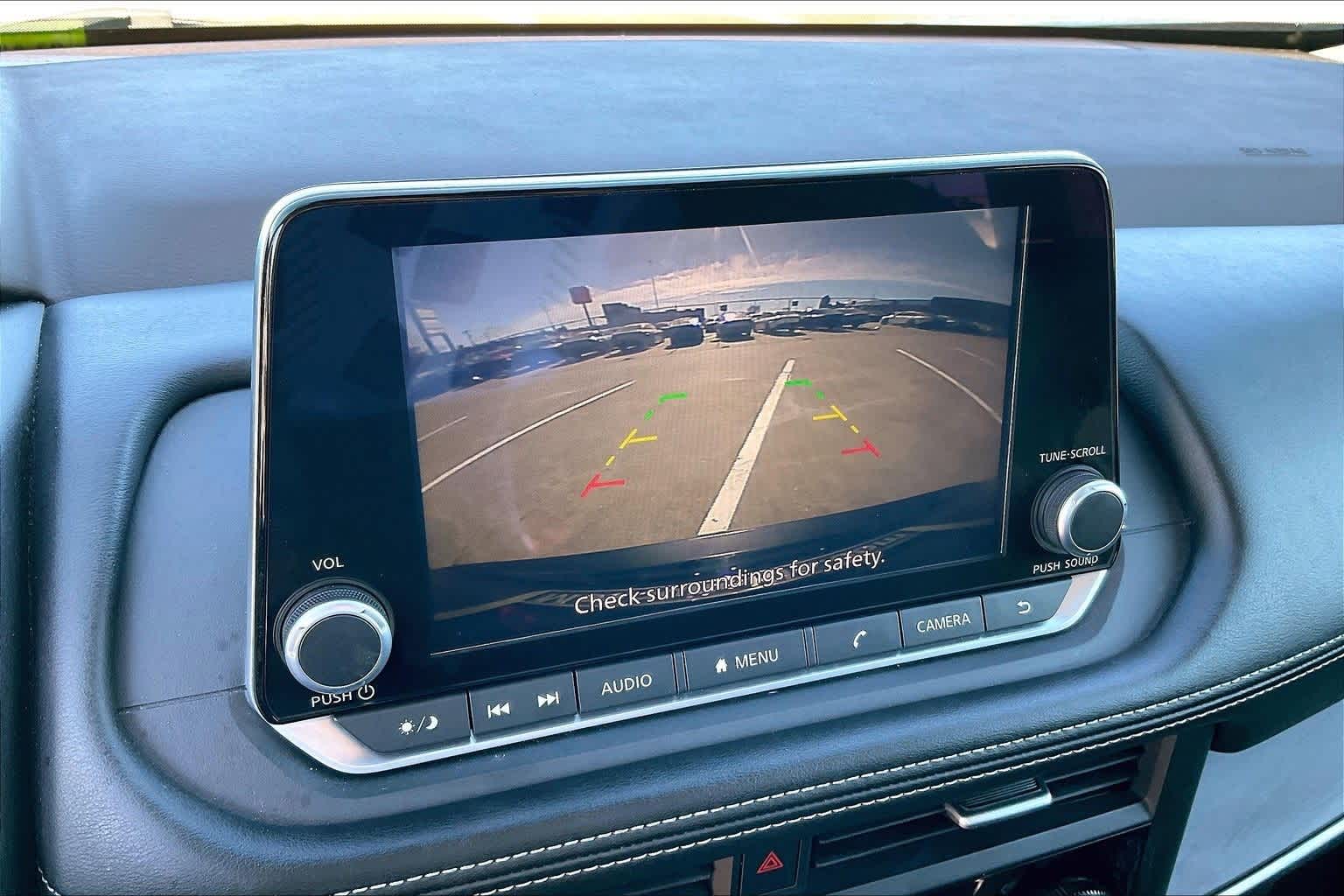 Thumbnail: 2023 Nissan Rogue - 25