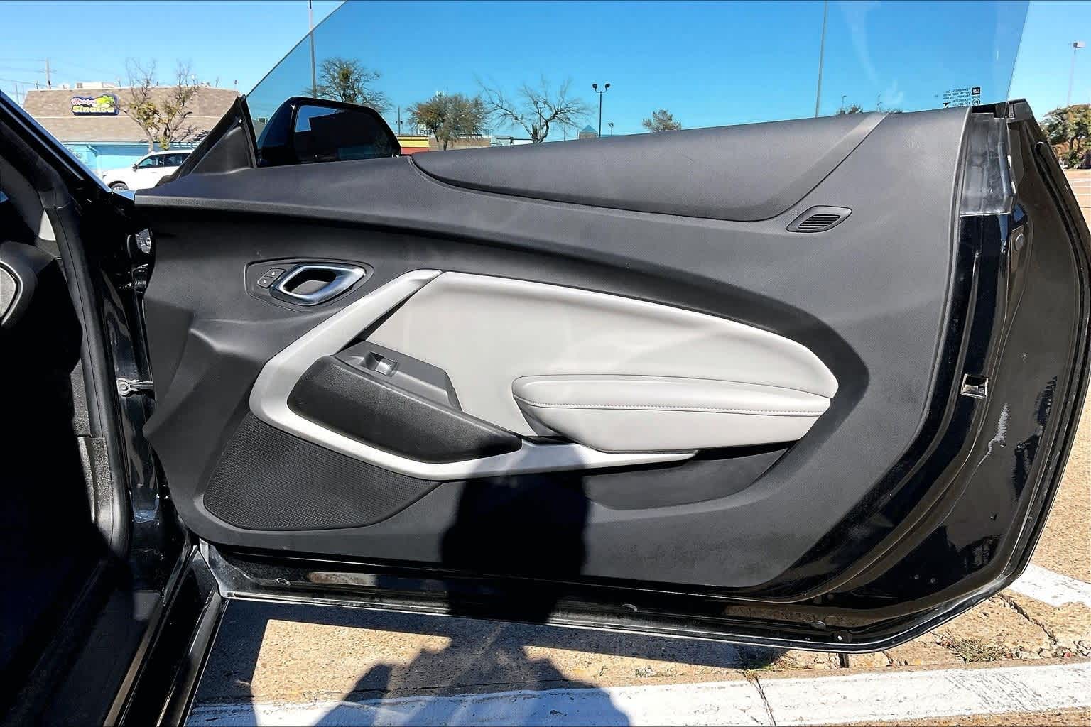 Thumbnail: 2018 Chevrolet Camaro - 27