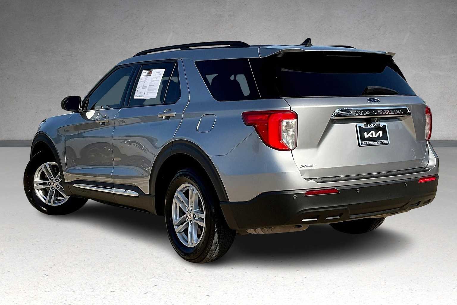 Thumbnail: 2021 Ford Explorer - 4