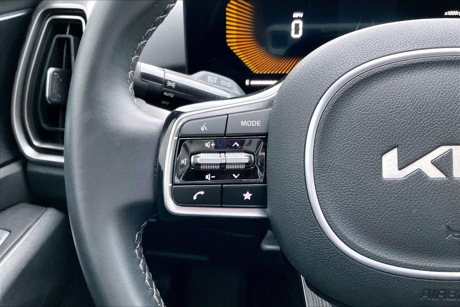 Thumbnail: 2024 Kia Sorento - 23