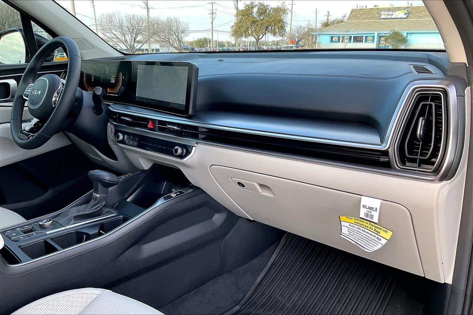 Thumbnail: 2025 Kia Sorento - 21