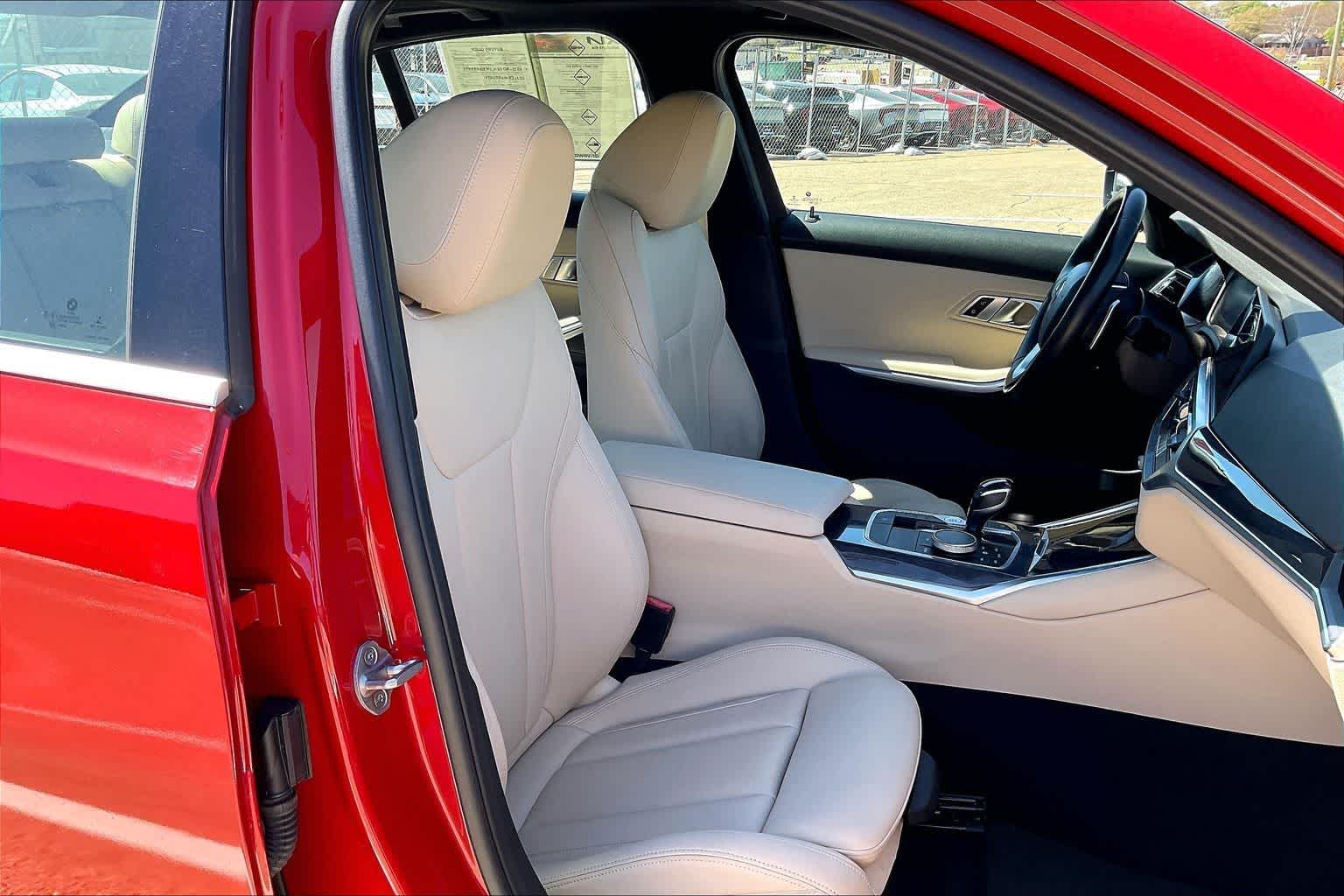 Thumbnail: 2021 BMW 3 Series - 13