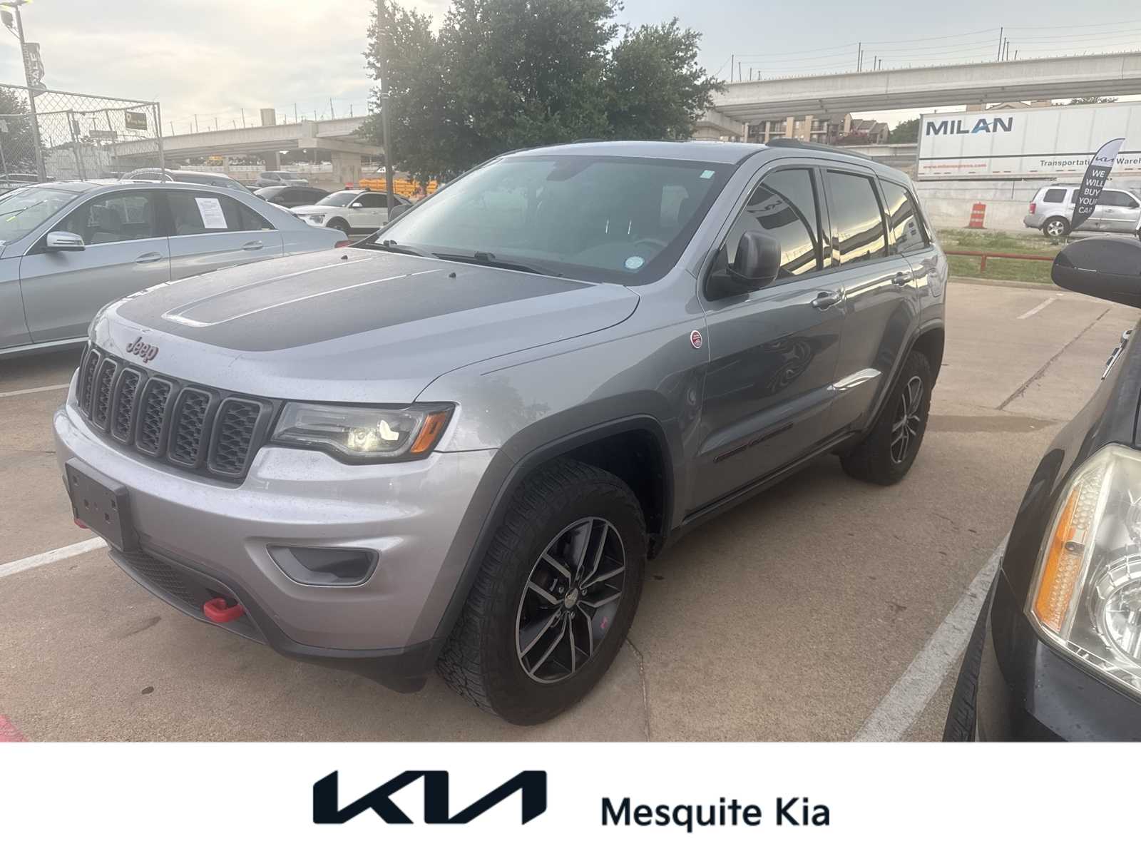 Thumbnail: 2018 Jeep Grand Cherokee - 1