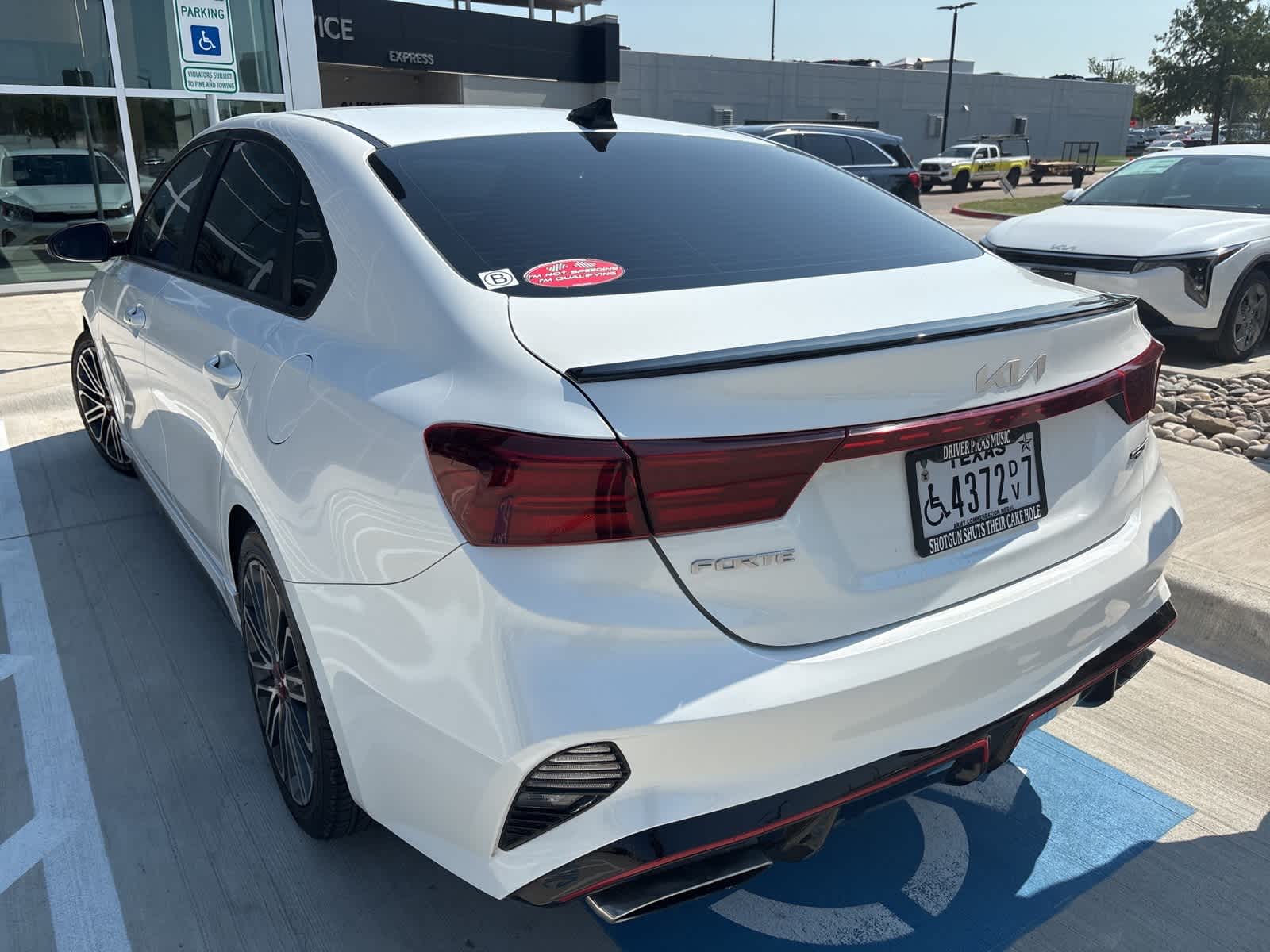 Thumbnail: 2023 Kia Forte - 4