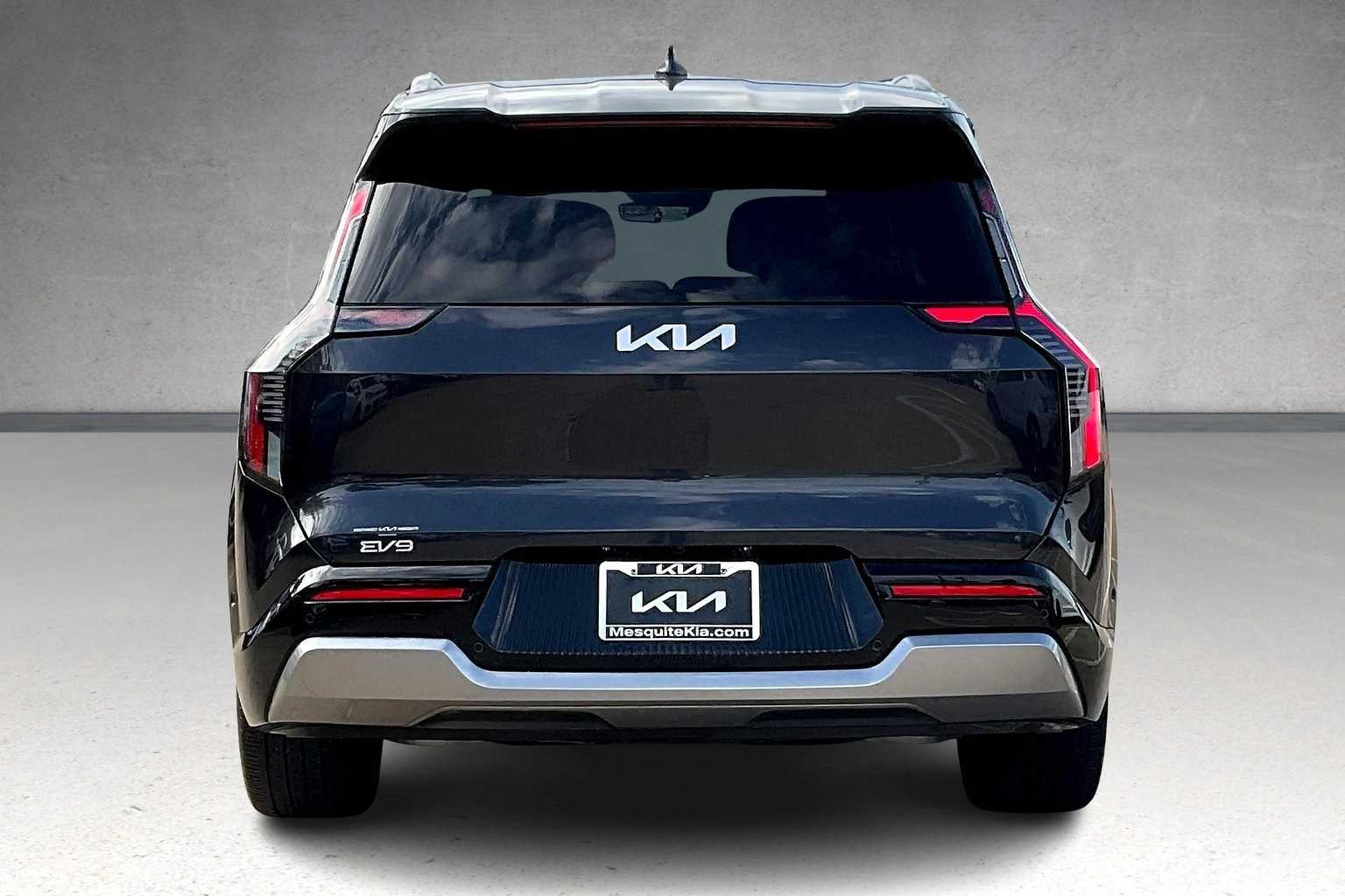 Thumbnail: 2024 Kia EV9 - 5