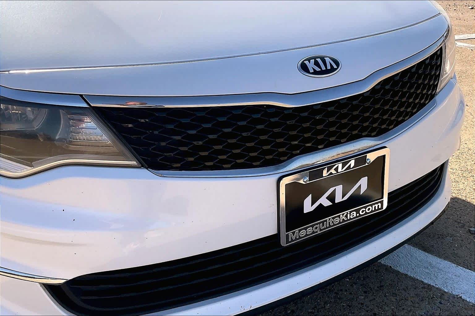 Thumbnail: 2018 Kia Optima - 31