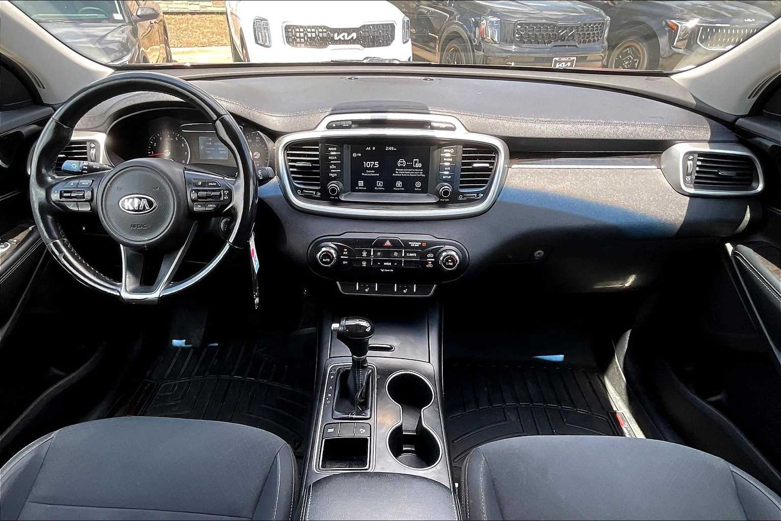 Thumbnail: 2018 Kia Sorento - 10