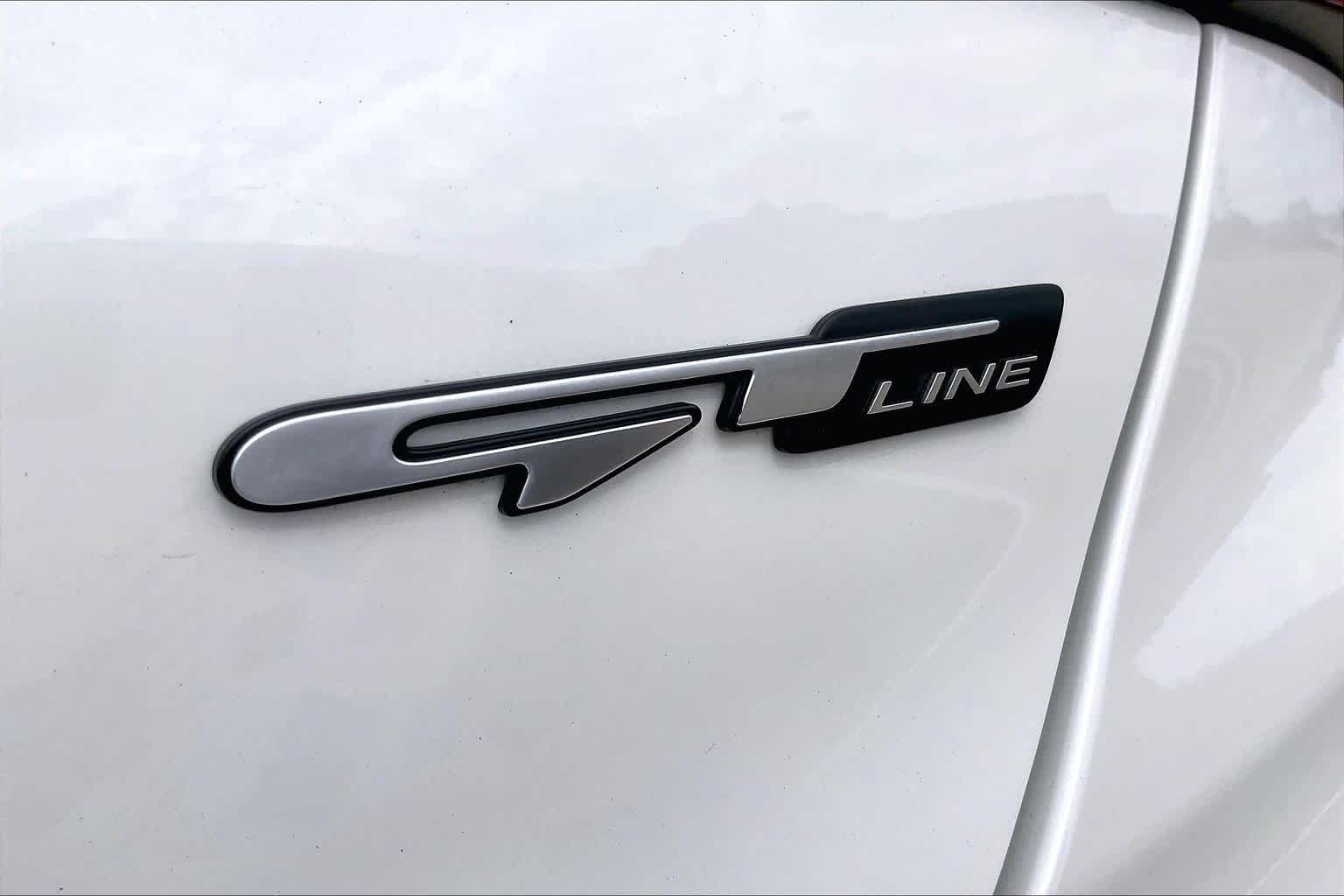 Thumbnail: 2023 Kia Forte - 7