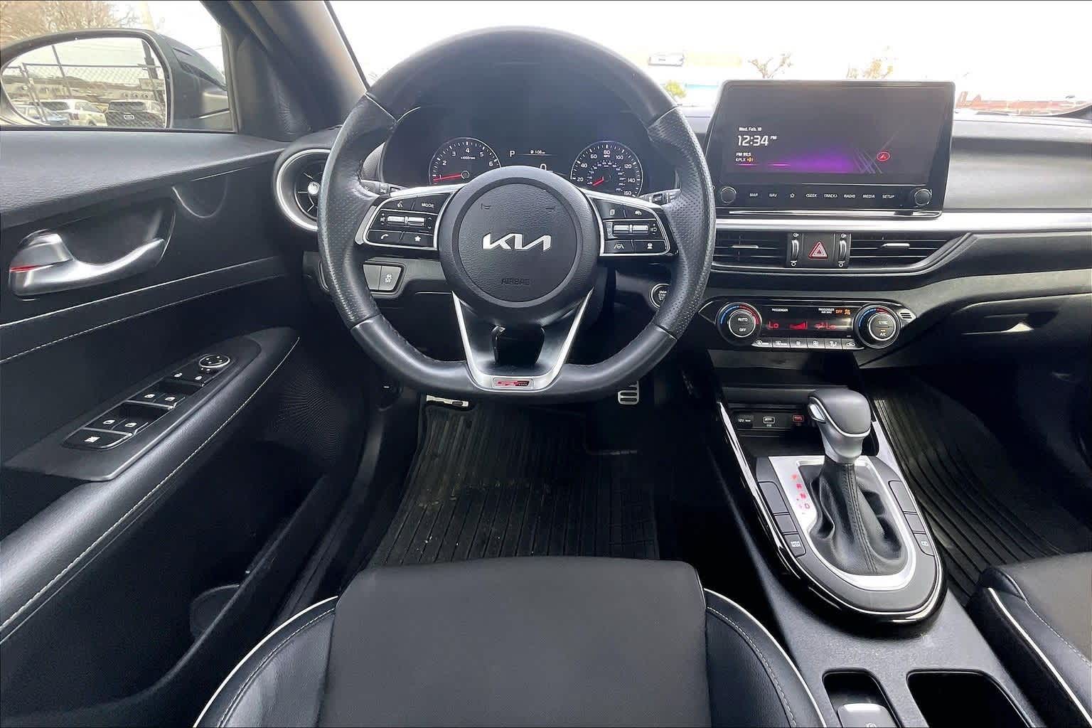 Thumbnail: 2024 Kia Forte - 14