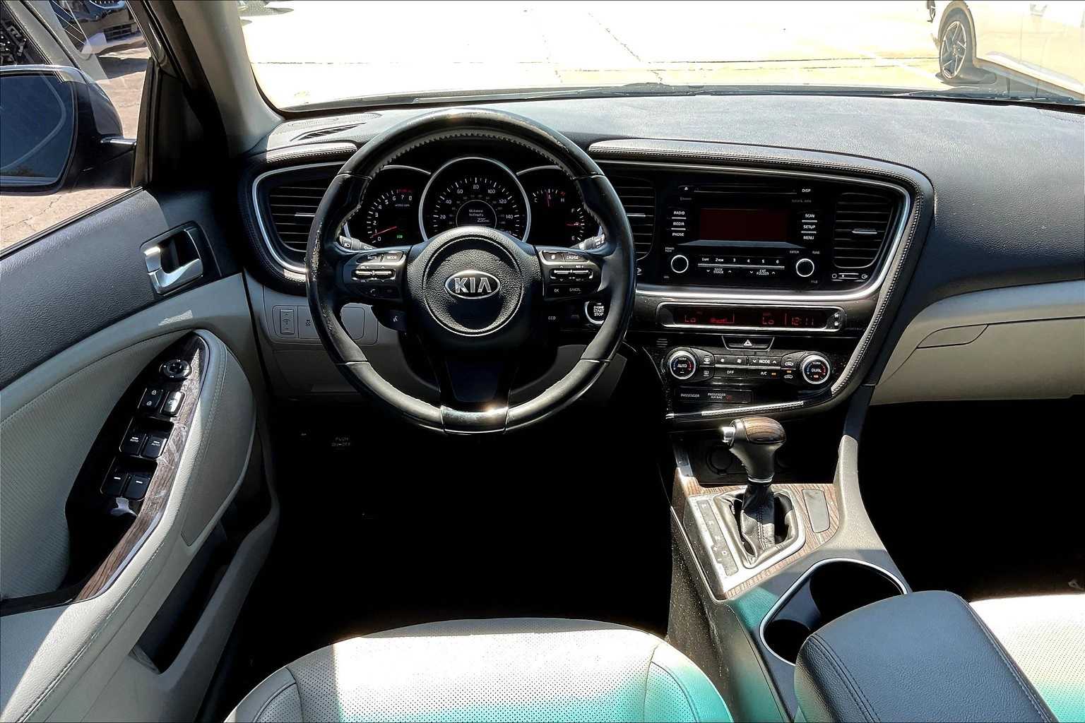 Thumbnail: 2015 Kia Optima - 14