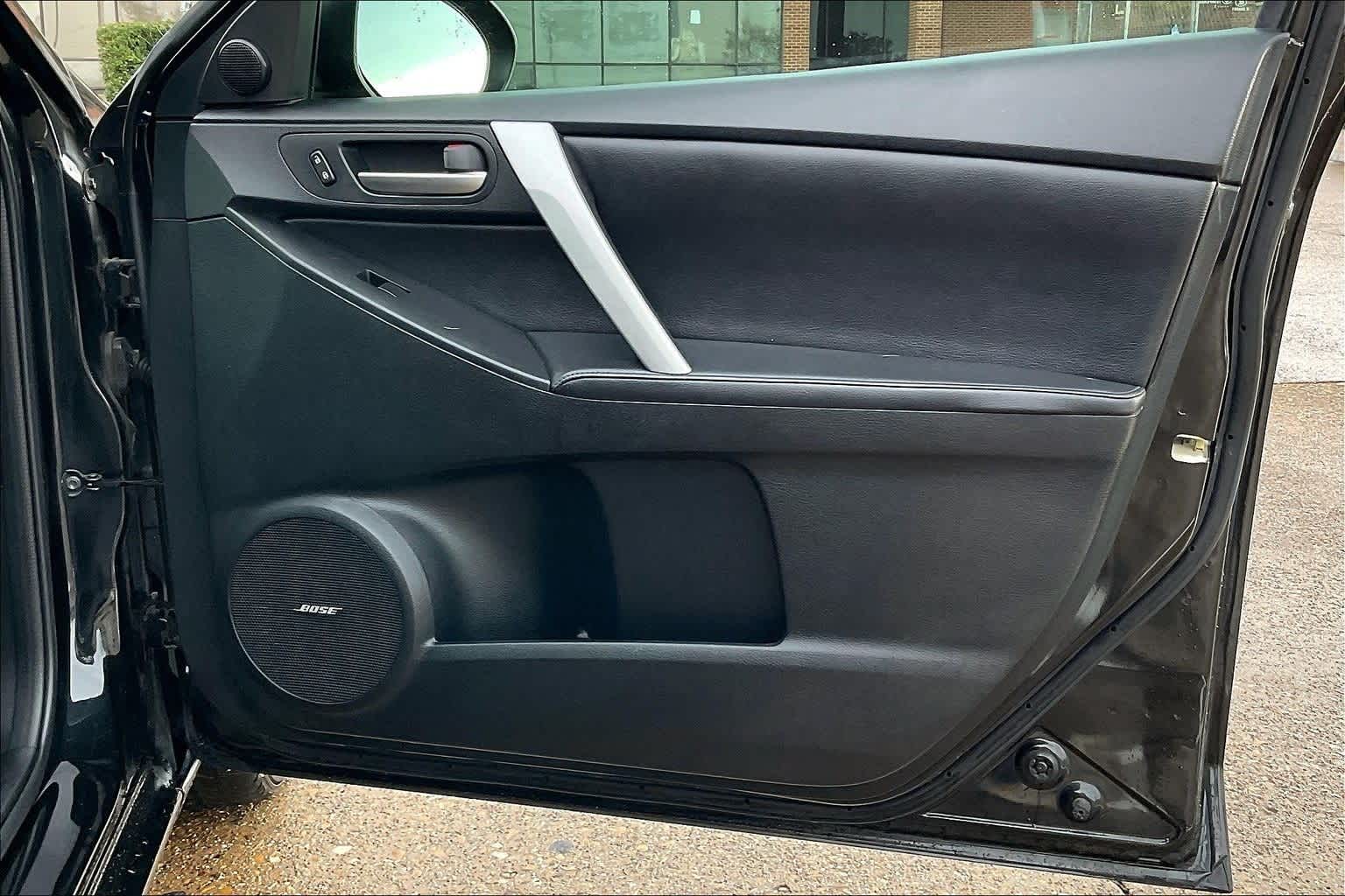 Thumbnail: 2012 Mazda Mazda3 - 27