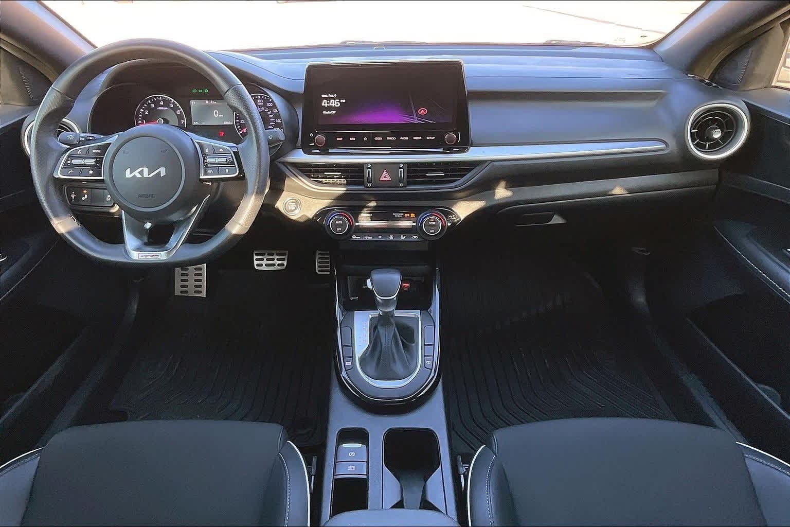 Thumbnail: 2024 Kia Forte - 10