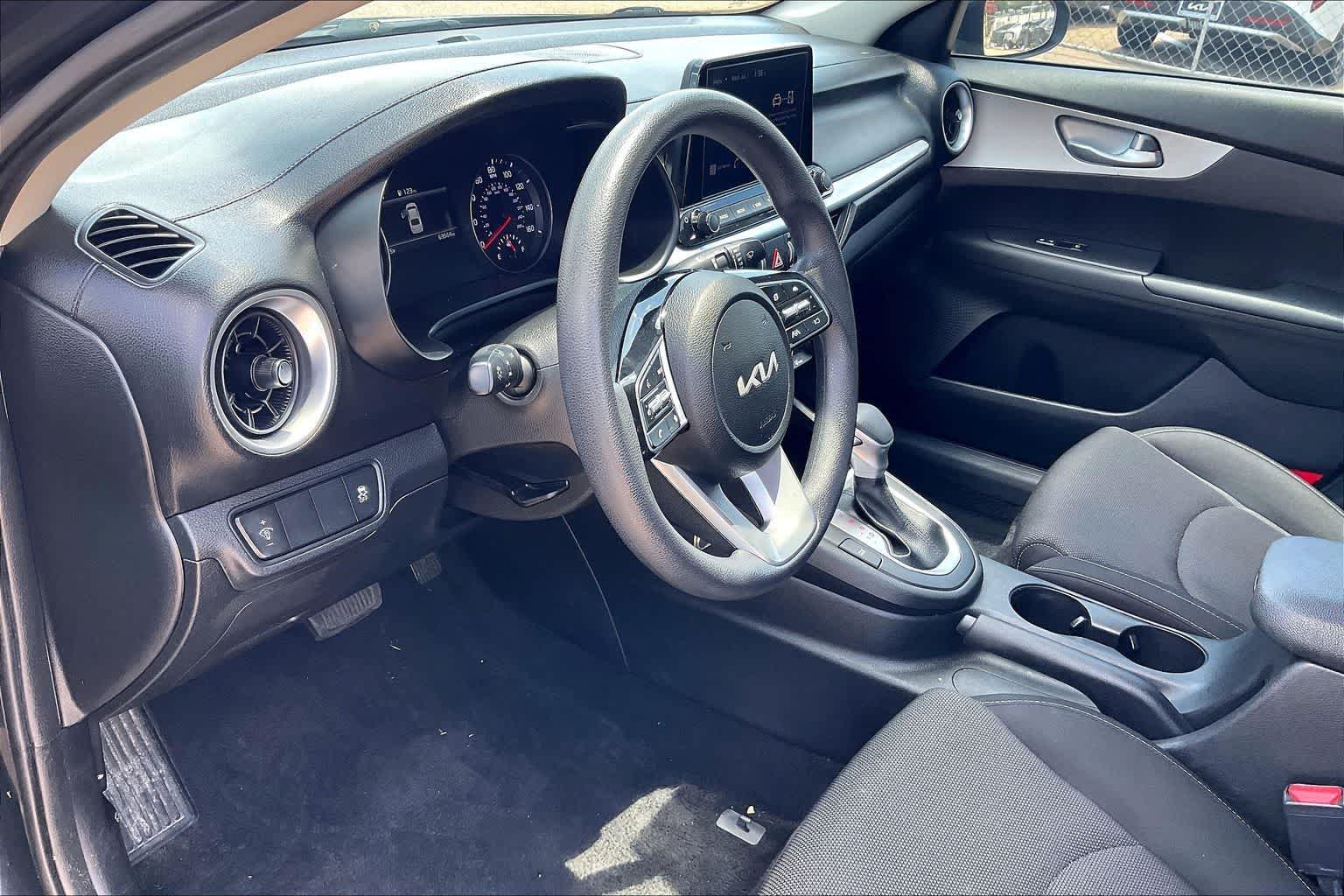 Thumbnail: 2023 Kia Forte - 2