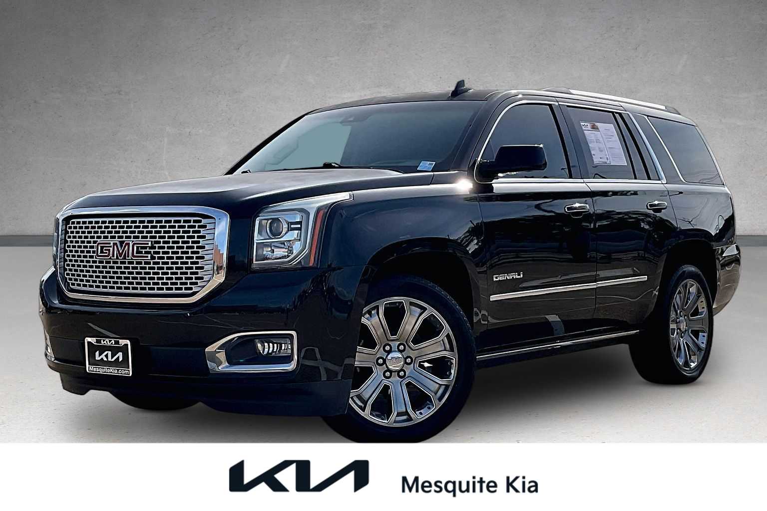 2016 GMC Yukon 4WD Denali's photo