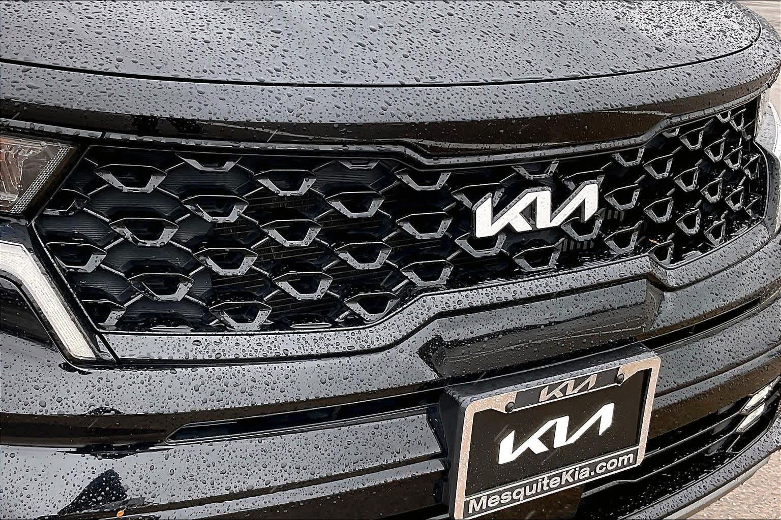 Thumbnail: 2023 Kia Sorento - 32