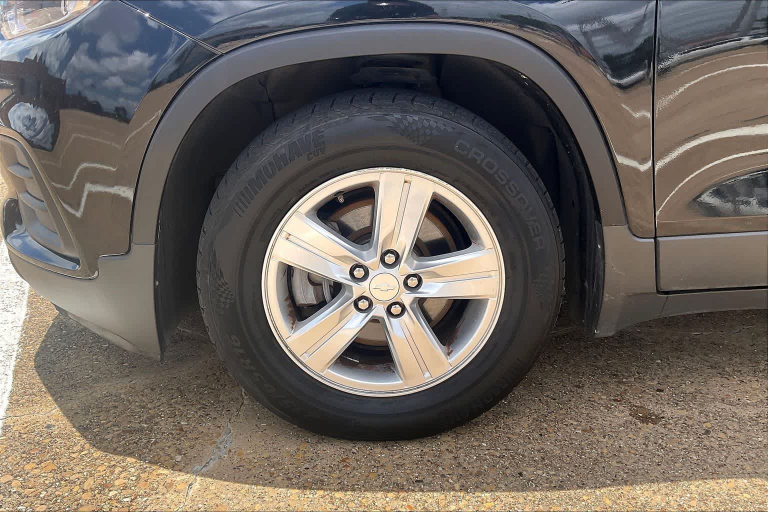 Thumbnail: 2019 Chevrolet Trax - 7
