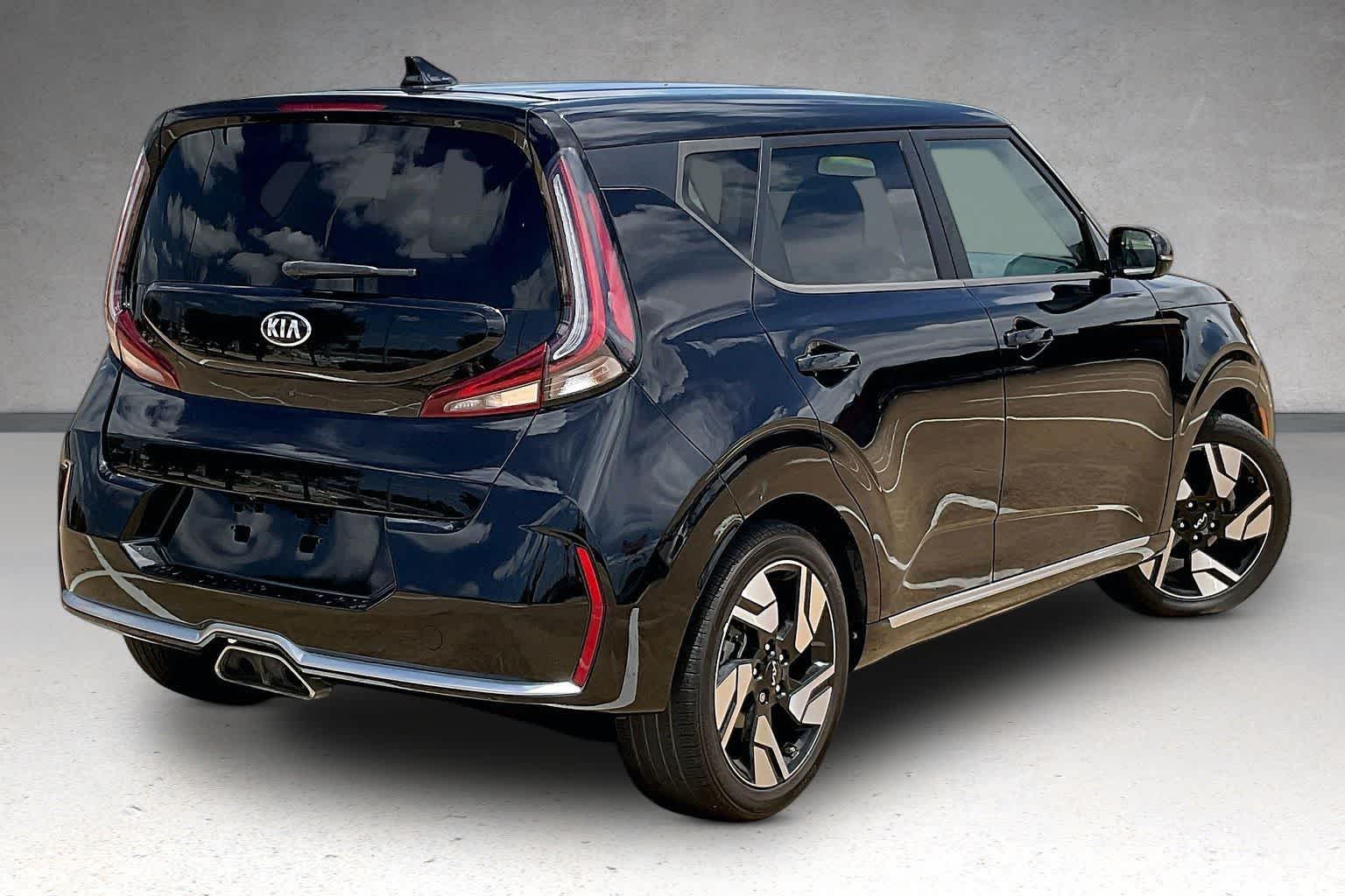 Thumbnail: 2023 Kia Soul - 19