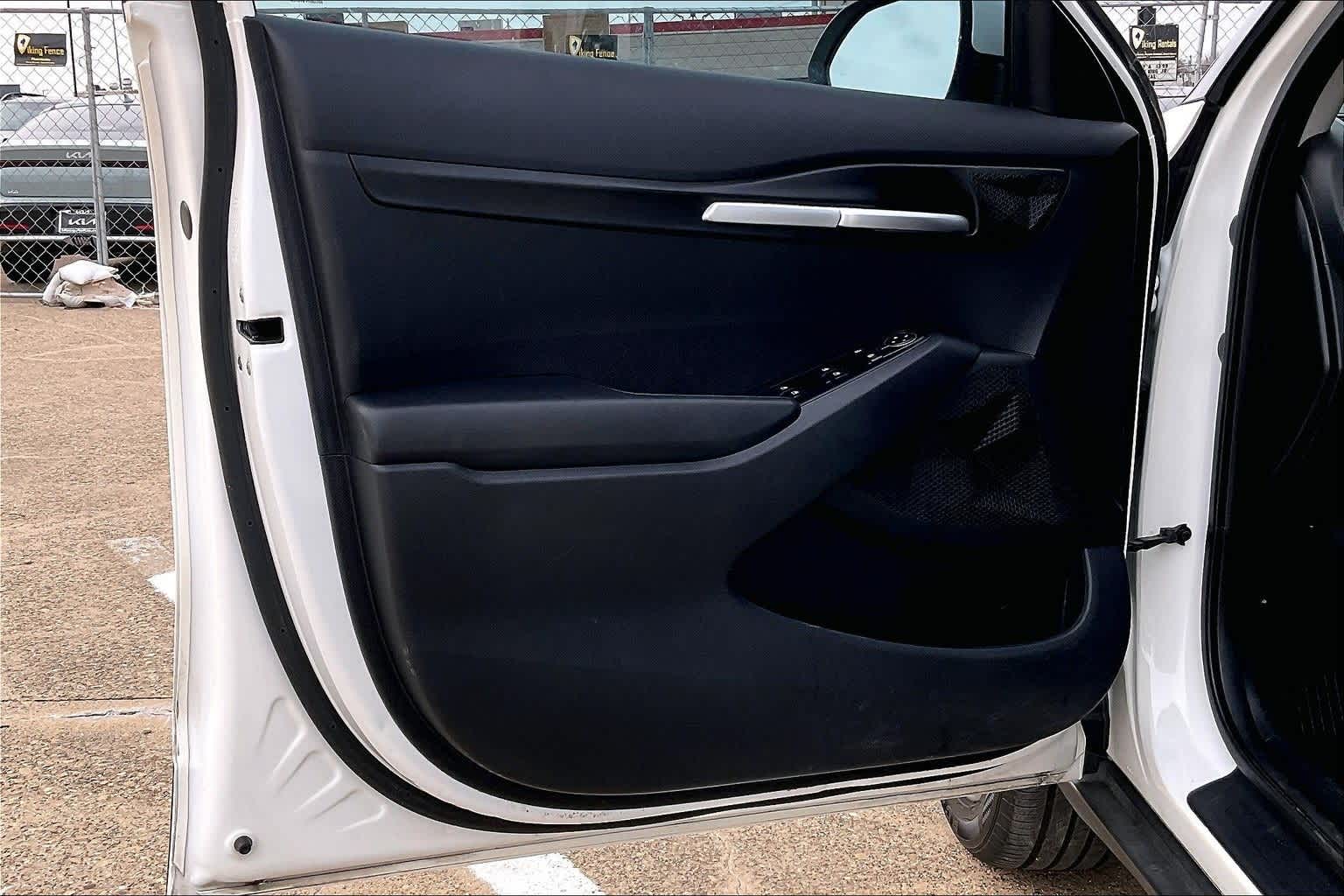 Thumbnail: 2022 Kia Seltos - 27