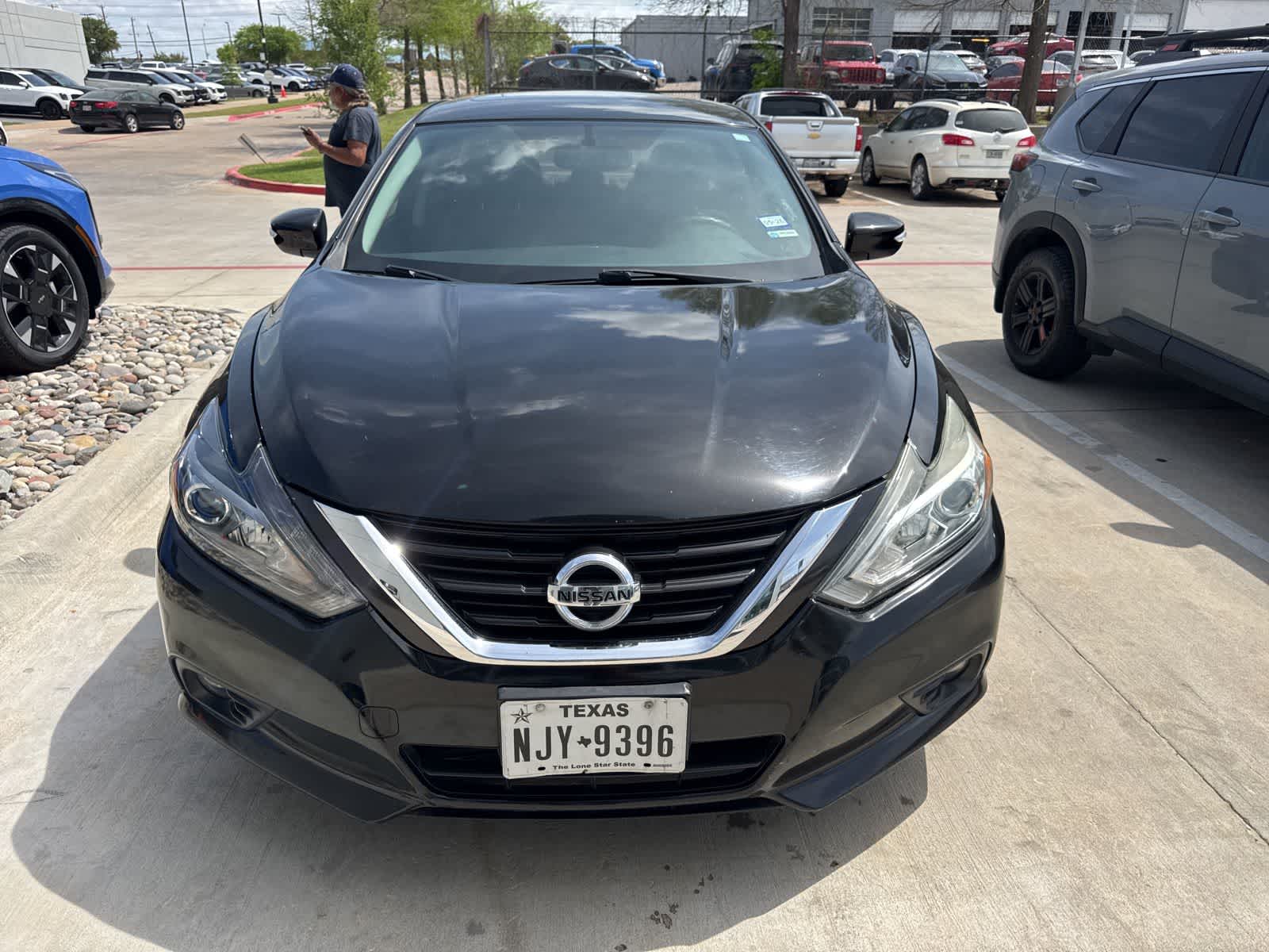 Thumbnail: 2017 Nissan Altima - 2